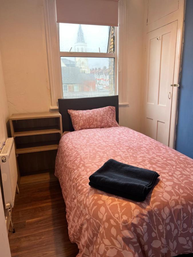Cozy London Flat Hotel Екстериор снимка